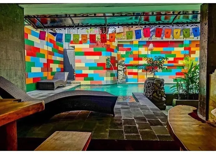 Giovanda House 3*